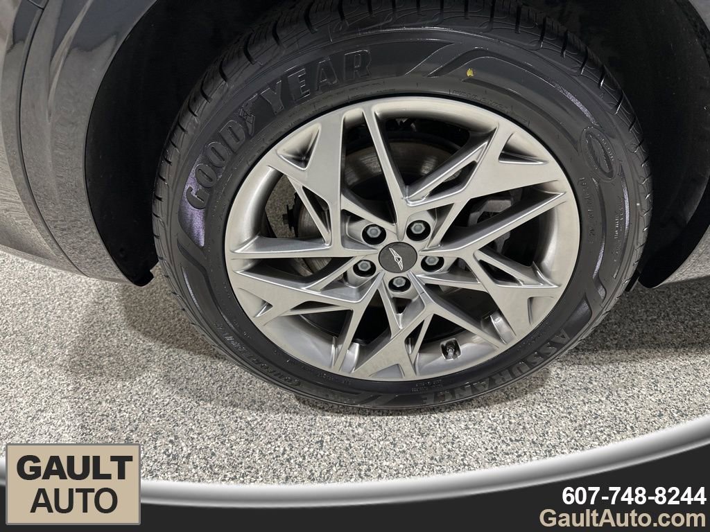 Used 2022 Genesis GV70 2.5T w/ Advanced Package image 23