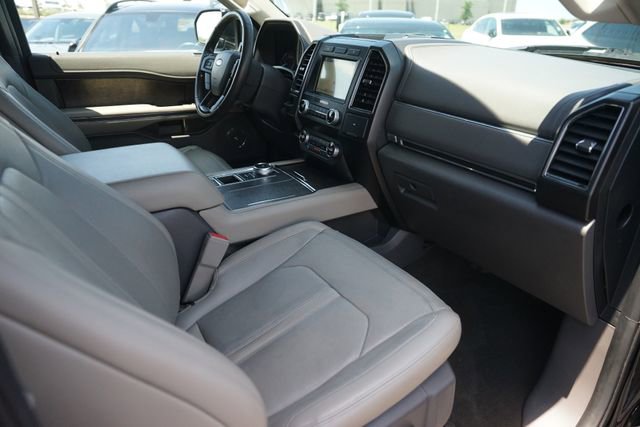 Used 2019 Ford Expedition Limited RWD image 19