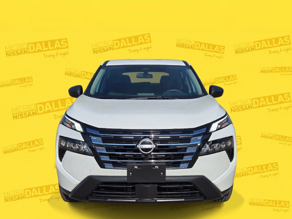 Certified 2025 Nissan Rogue S FWD image 2