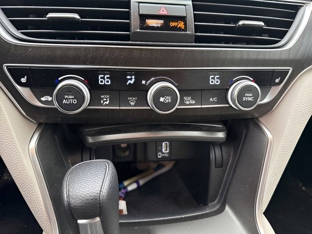 Used 2020 Honda Accord EX image 17
