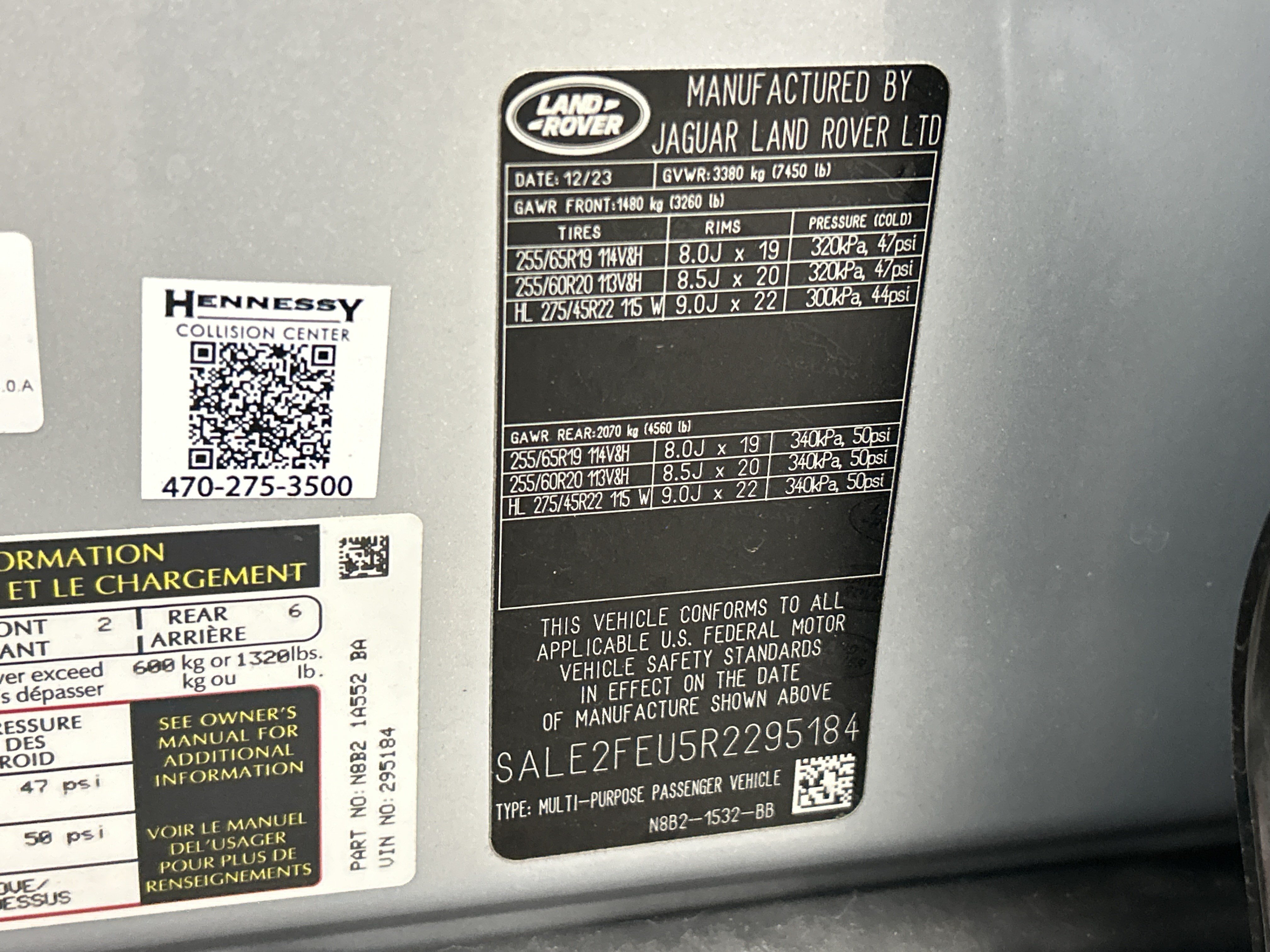 Used 2024 Land Rover Defender 130 X-Dynamic SE AWD/4WD image 9