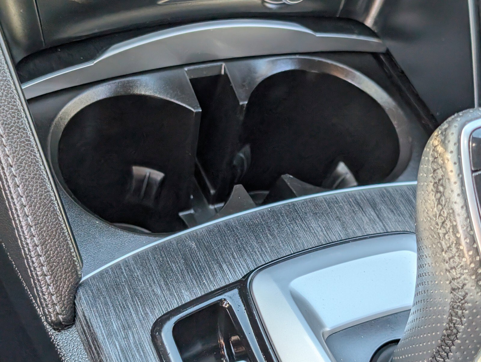 Used 2023 Alfa Romeo Stelvio Sprint image 27