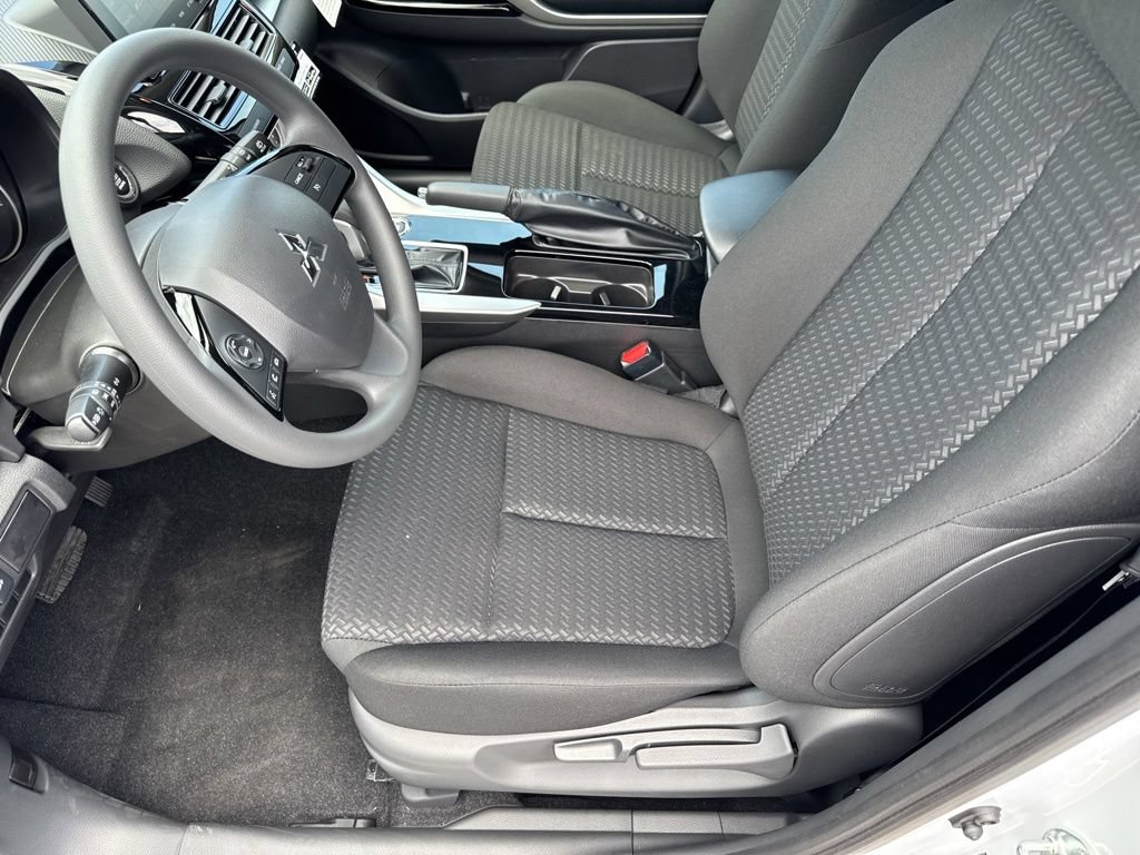 New 2026 Mitsubishi Eclipse Cross LE AWD/4WD image 23