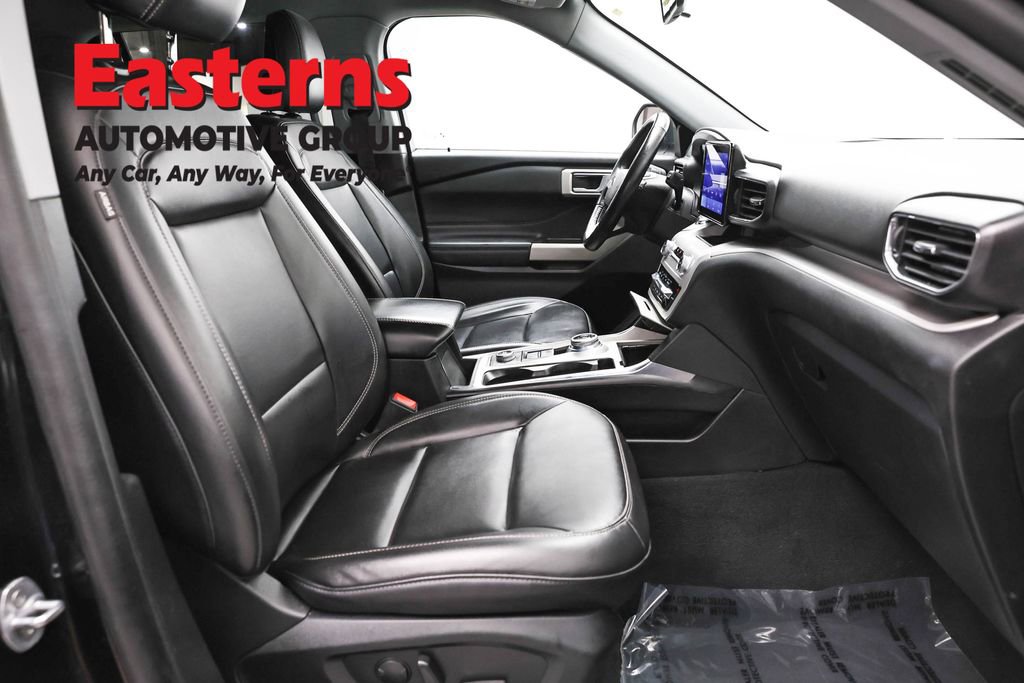 Used 2023 Ford Explorer XLT w/ Equipment Group 202A image 24