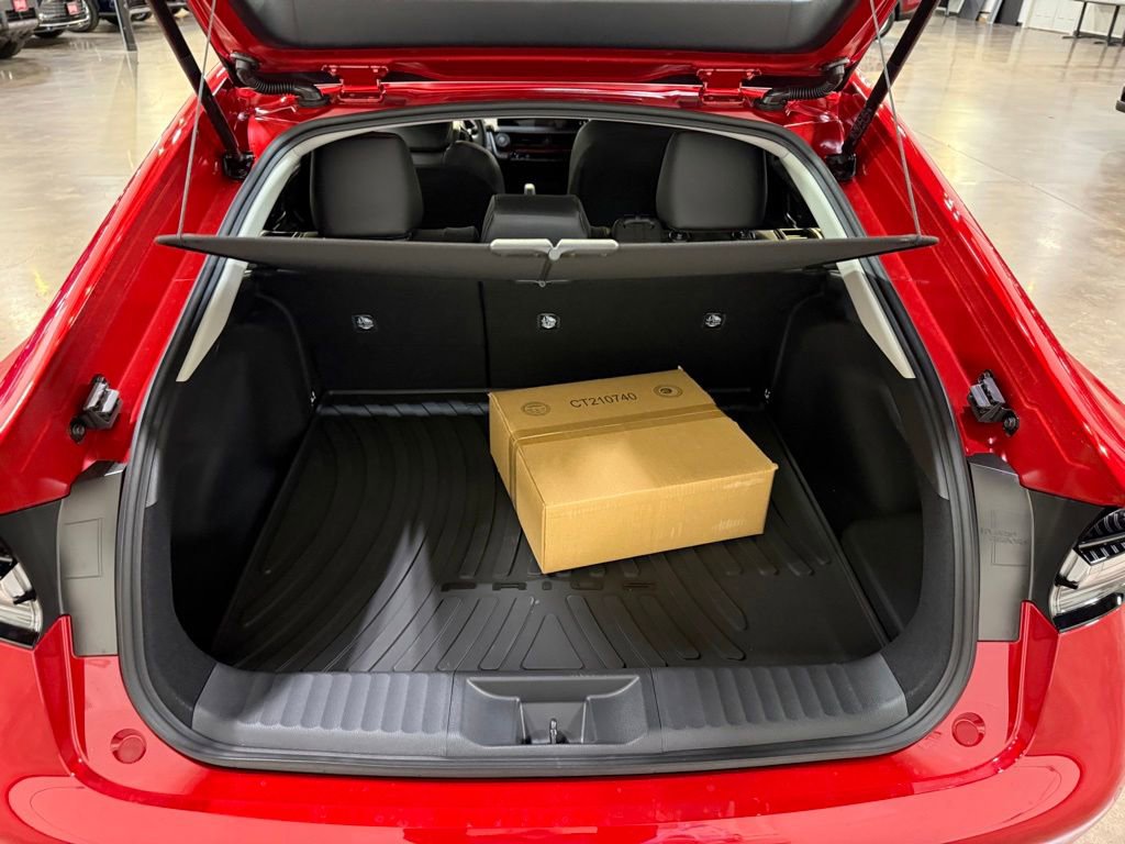 New 2026 Toyota Prius Plug-In Hybrid FWD image 10