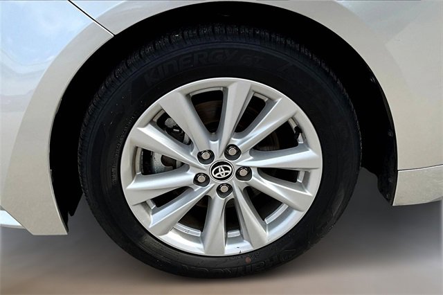 Used 2024 Toyota Corolla LE image 28