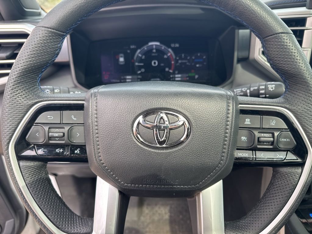 Used 2025 Toyota Sequoia Platinum image 13