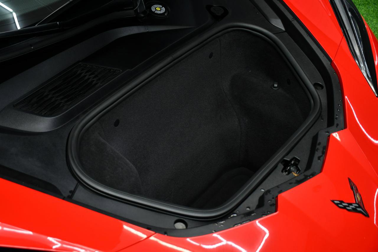 Used 2020 Chevrolet Corvette Stingray Premium Cpe w/ 3LT Preferred Equipment Group image 20