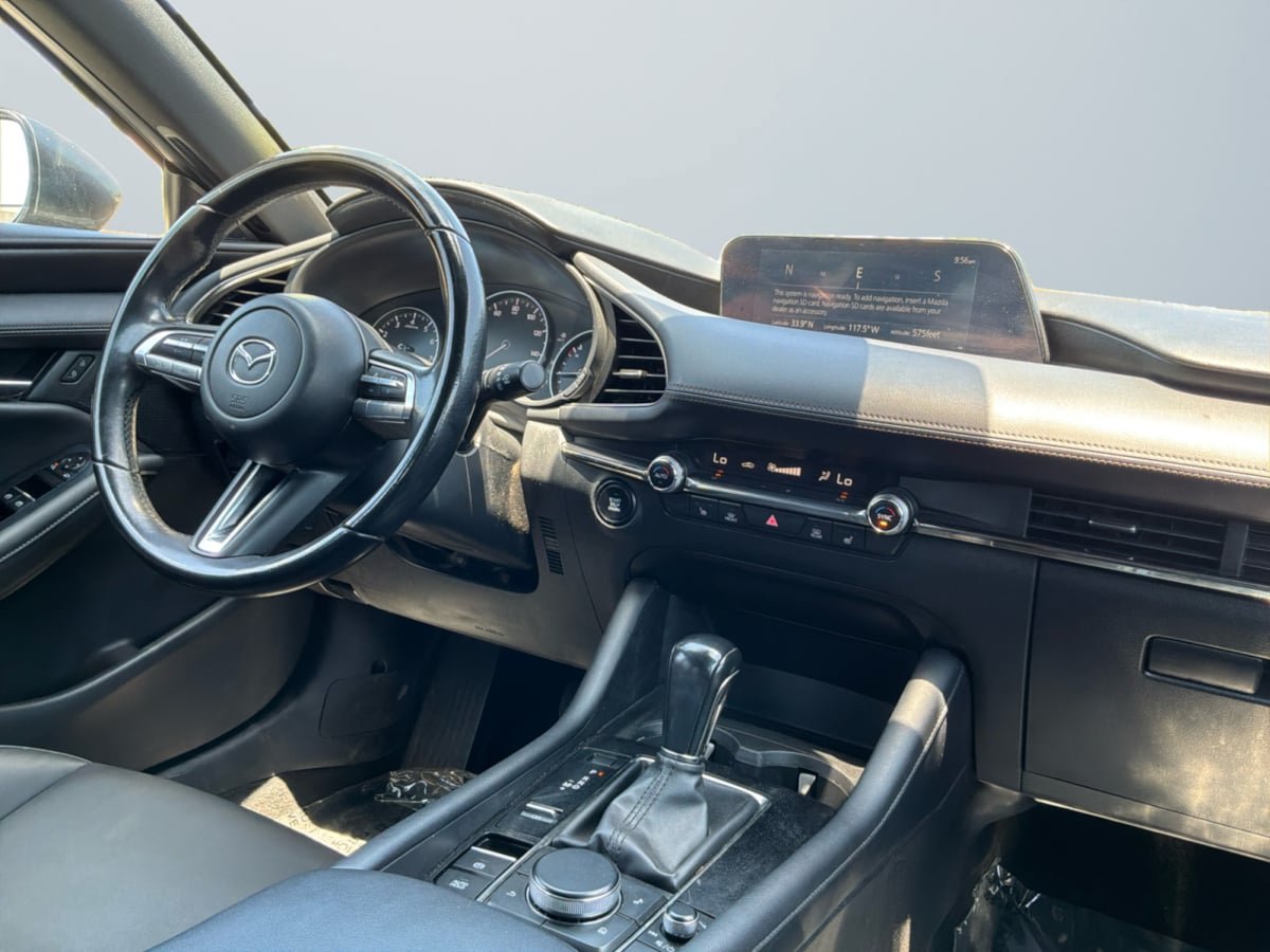 Used 2022 MAZDA MAZDA3 s FWD image 14