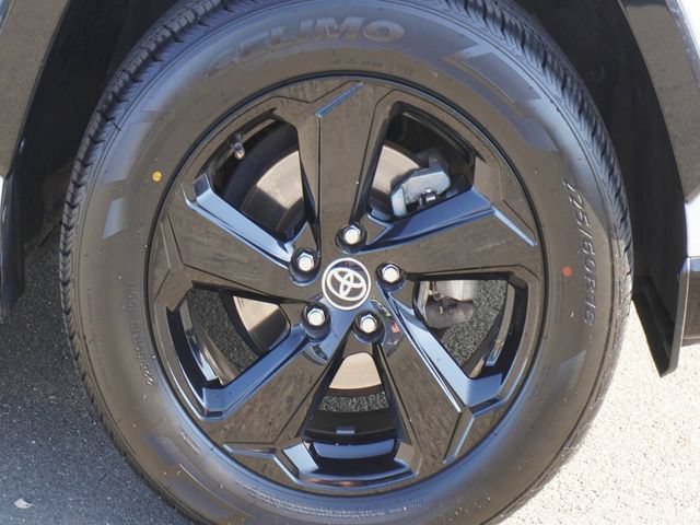 Used 2021 Toyota RAV4 XSE w/ XSE Grade Weather Package AWD/4WD image 5
