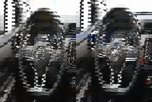 Used 2025 Nissan Versa SV image 26