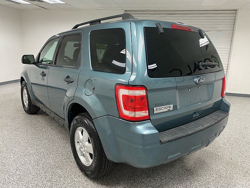 Used 2010 Ford Escape XLT image 7
