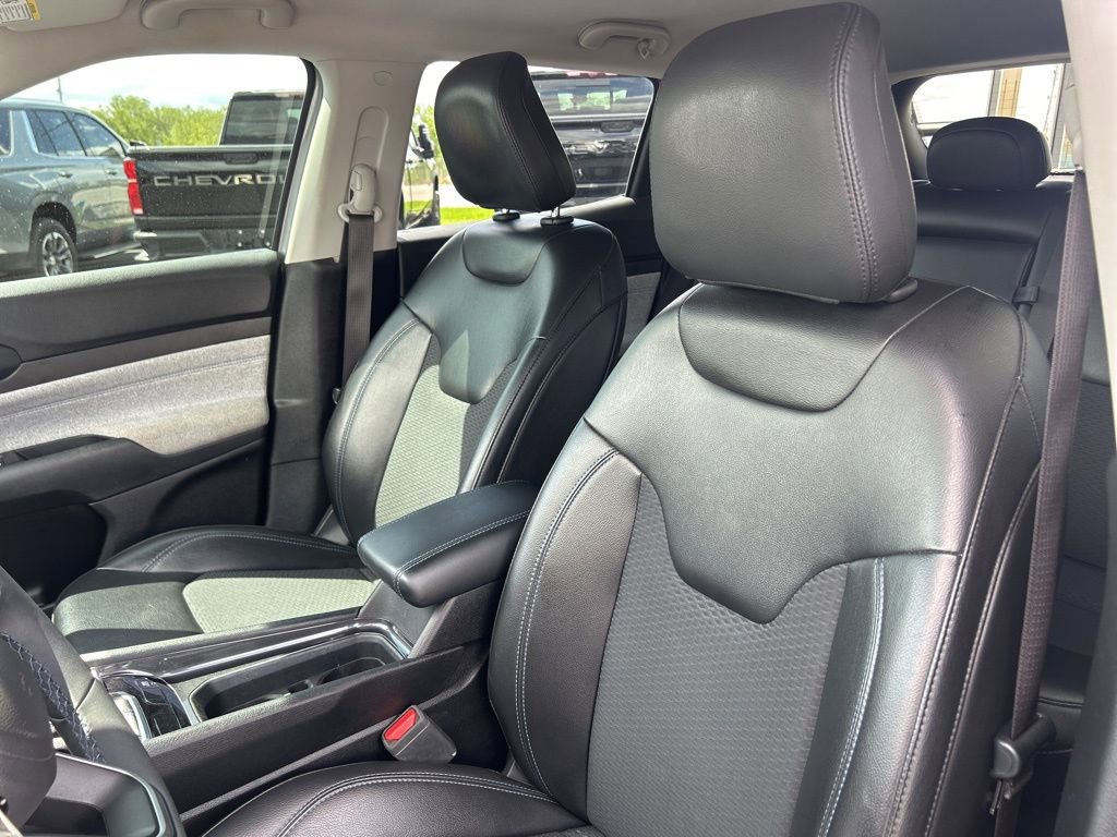 Used 2022 Jeep Compass Latitude AWD/4WD image 20