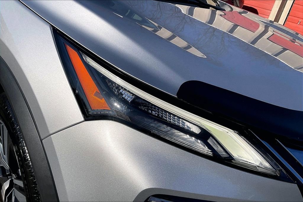 Used 2022 Nissan Rogue SL w/ SL Premium Package image 27