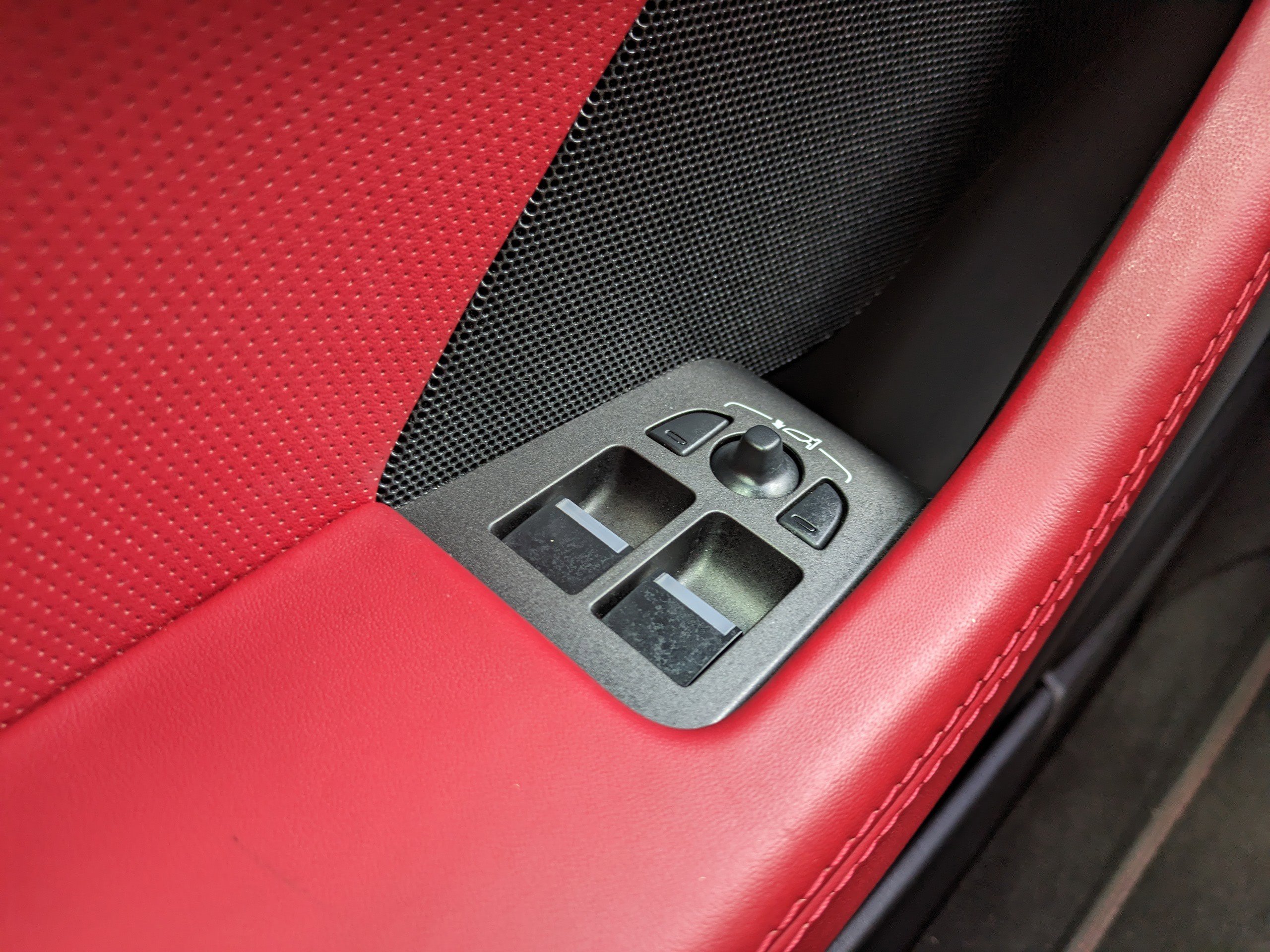 Used 2022 Jaguar F-TYPE R-Dynamic image 23