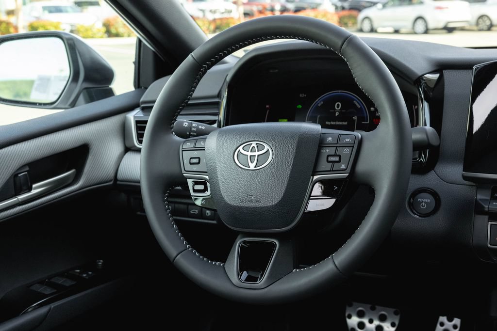 New 2026 Toyota Camry SE FWD image 12