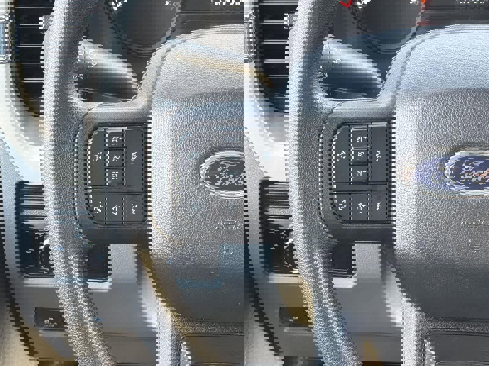 Used 2024 Ford F250 XLT image 12