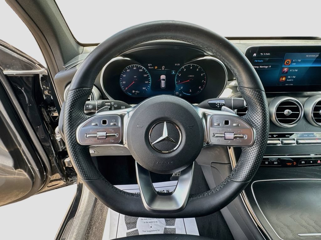 Used 2022 Mercedes-Benz GLC 300 image 11