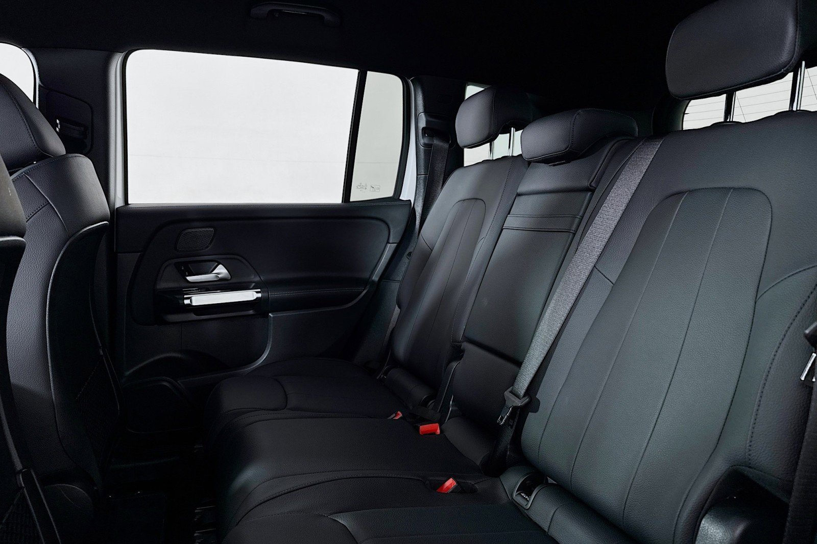 Certified 2026 Mercedes-Benz GLB 250 GLB 250 image 8