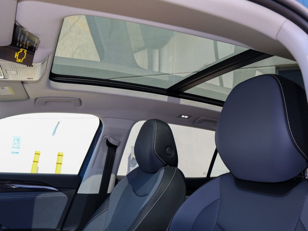 New 2026 Volkswagen Tiguan SE AWD/4WD image 13