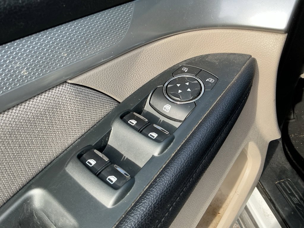 Used 2018 Ford Explorer FWD image 15