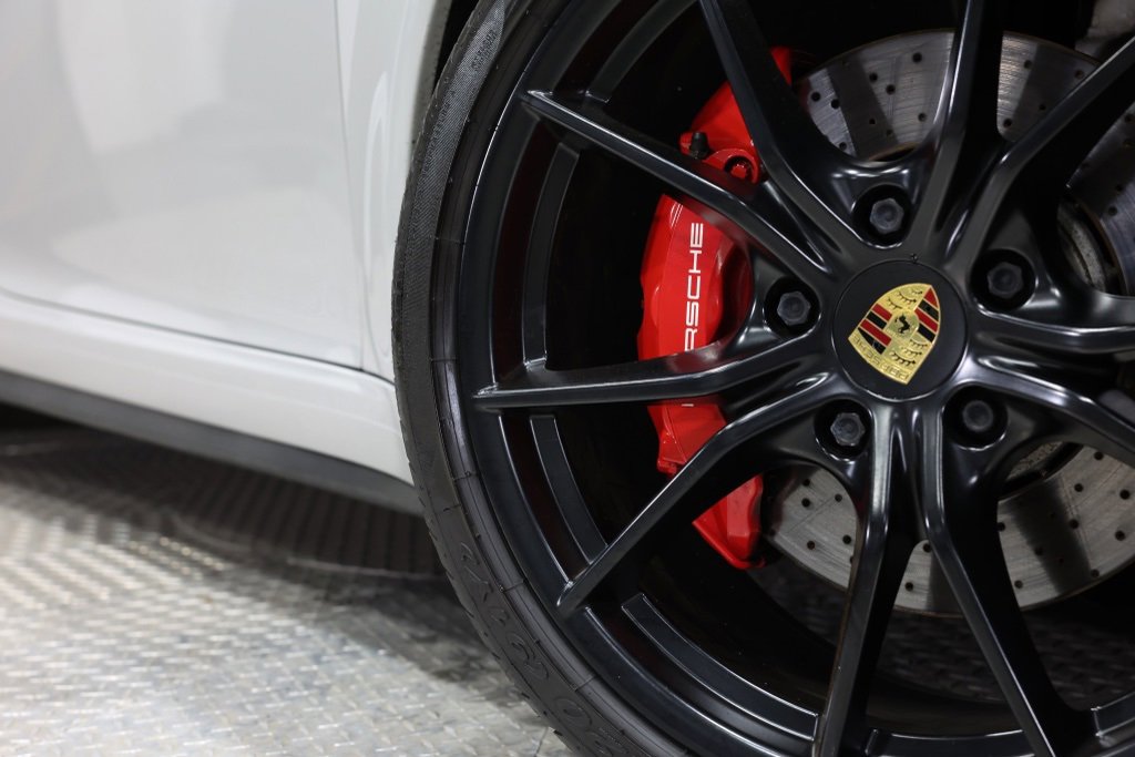 Used 2018 Porsche 911 Targa 4S image 9