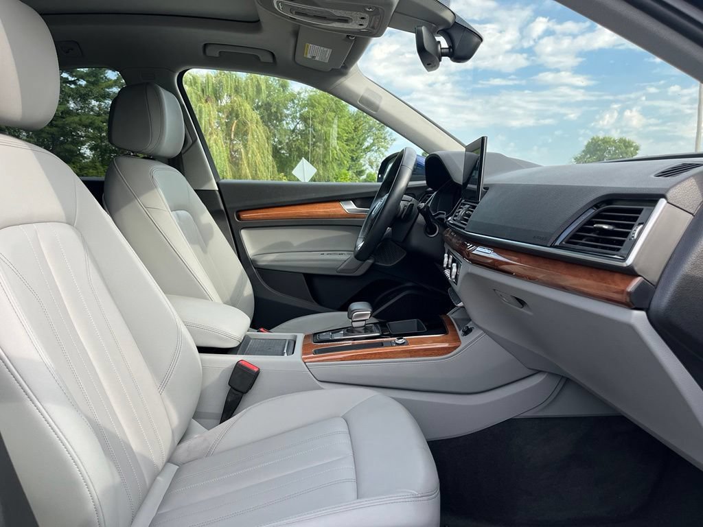 Used 2021 Audi Q5 2.0T Premium Plus AWD/4WD image 30