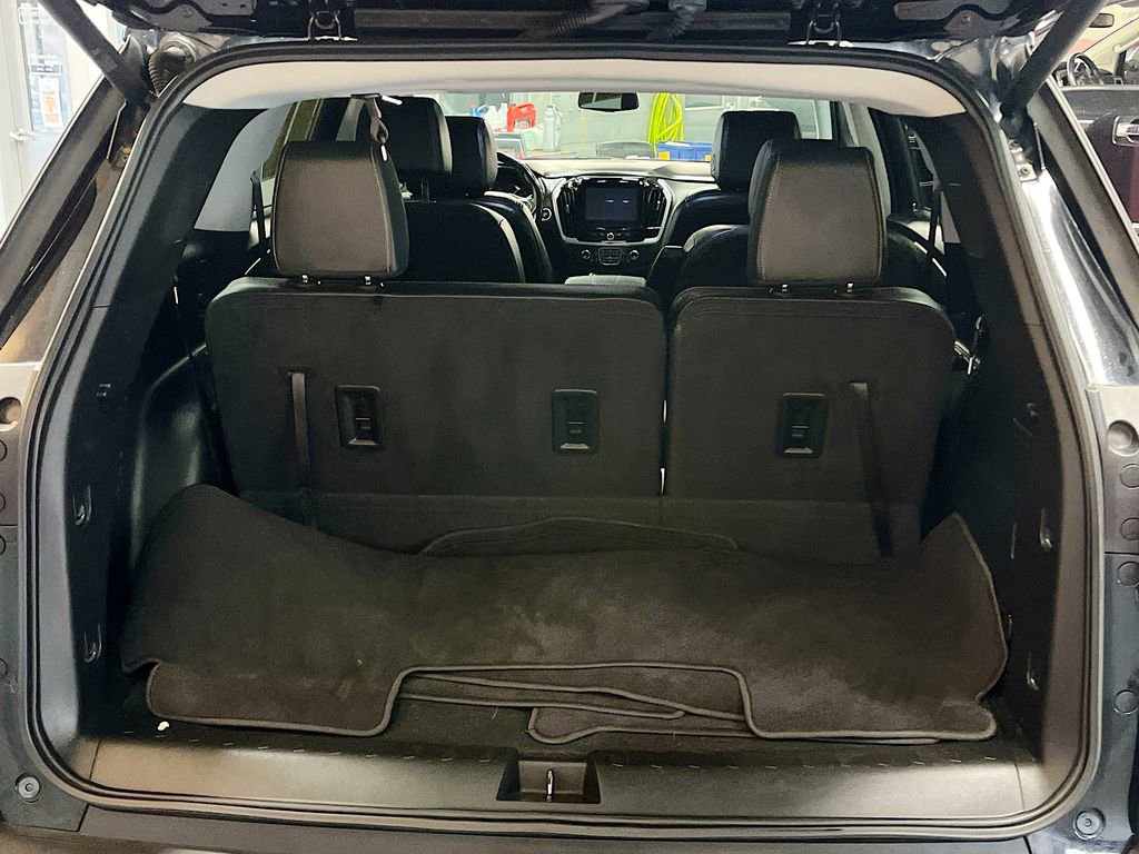 Used 2019 Chevrolet Traverse LT w/ LT Premium Package AWD/4WD image 27