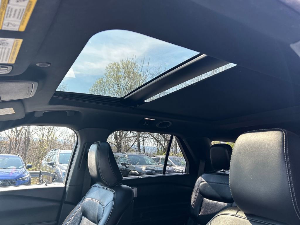 Used 2020 Ford Explorer Limited w/ Class III Trailer Tow Package image 33