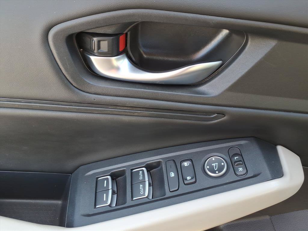 Used 2024 Honda Accord EX image 18