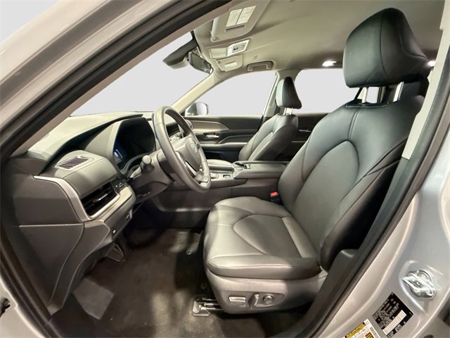 Certified 2025 Toyota Grand Highlander XLE image 17