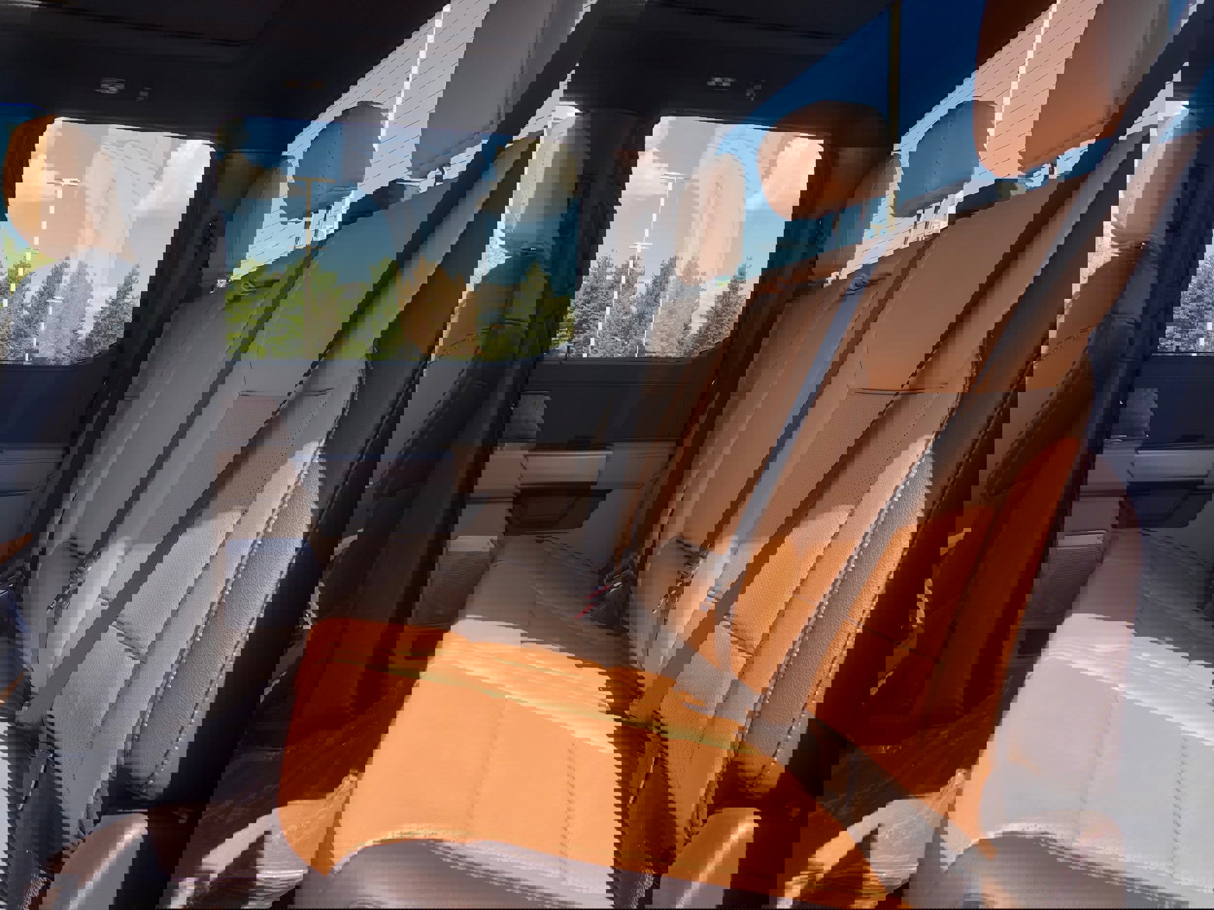 New 2026 Ford F350 Lariat w/ Chrome Package image 11