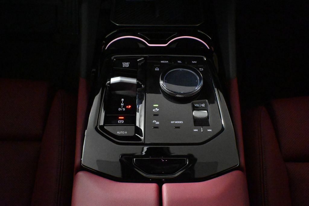 Used 2026 BMW 530i xDrive w/ Premium Package image 24