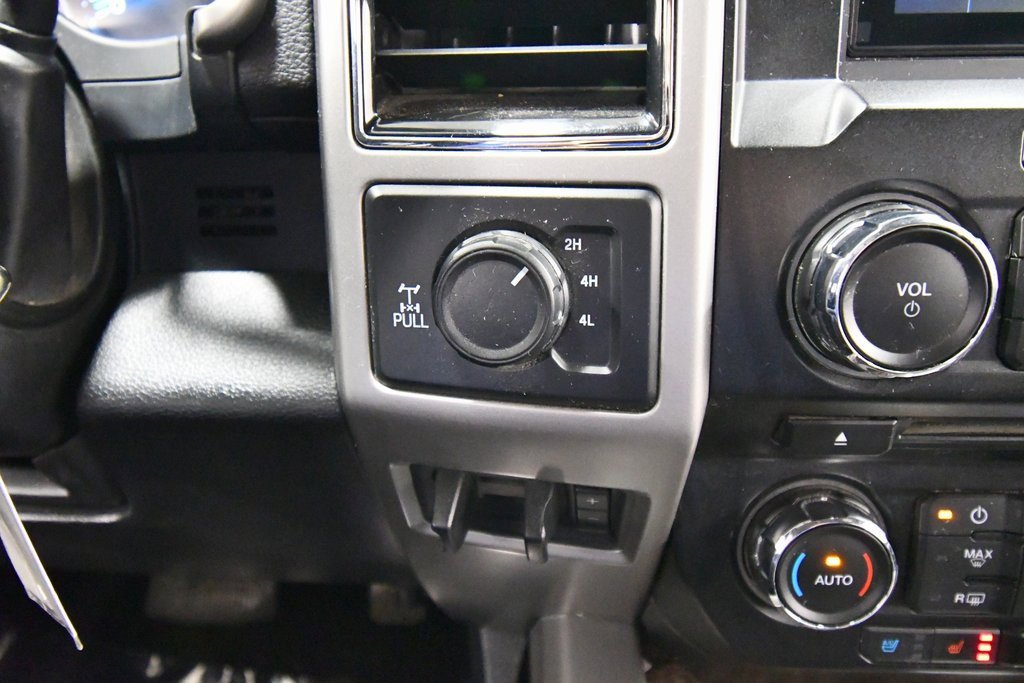 Used 2018 Ford F350 Lariat w/ FX4 4x4 Off Road Package image 26