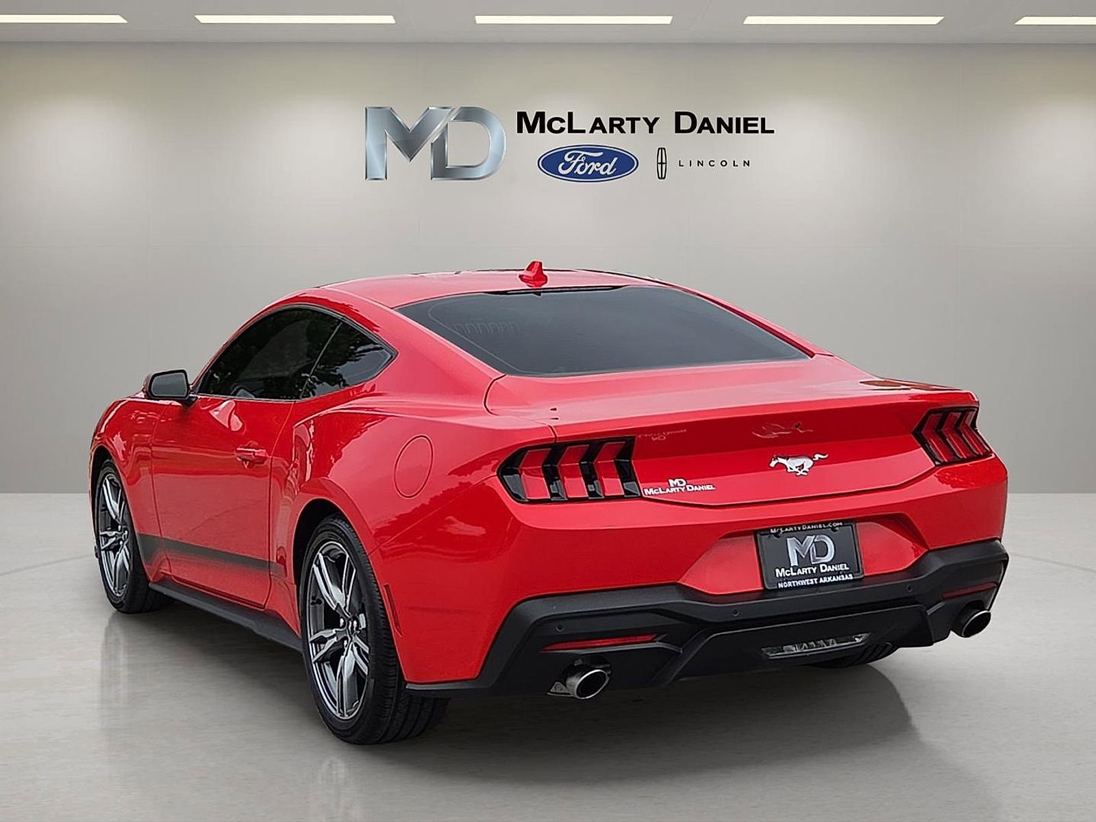 Certified 2025 Ford Mustang Coupe RWD image 4