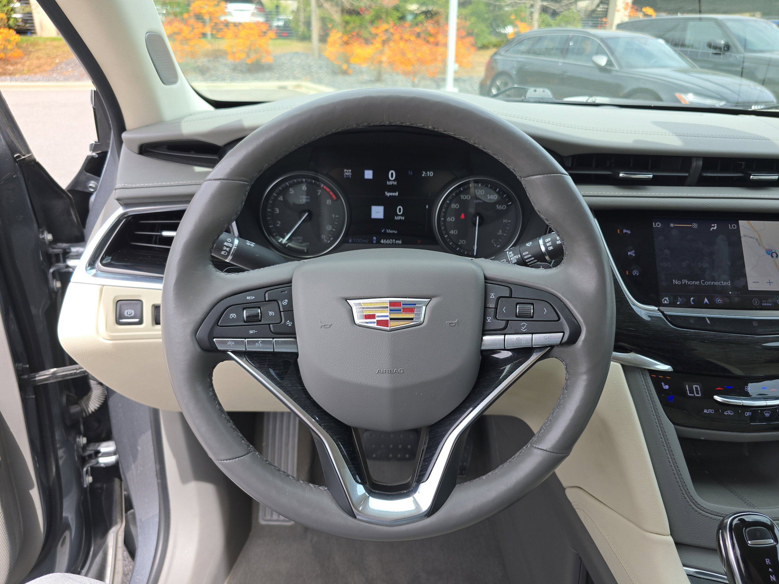 Used 2020 Cadillac XT6 Premium Luxury image 31