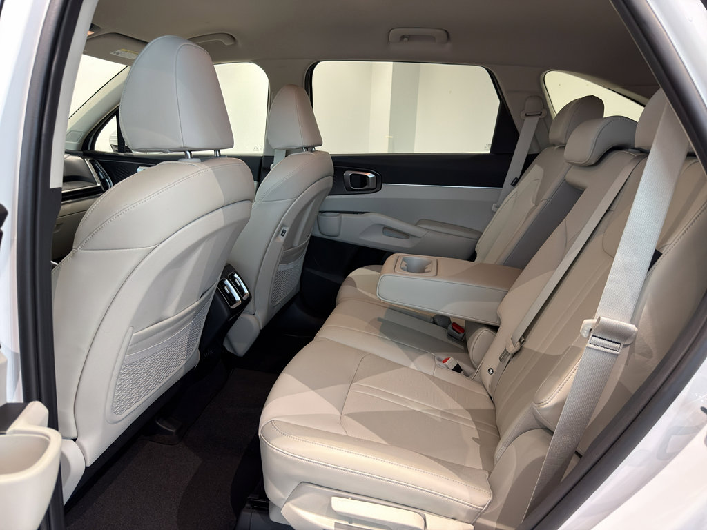 New 2026 Kia Sorento S image 18