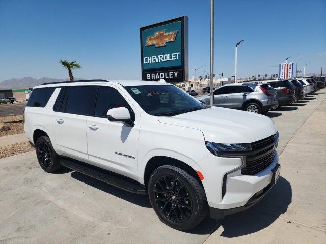 Used 2023 Chevrolet Suburban RST w/ Sport Performance Package