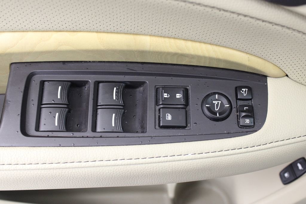 Used 2020 Acura MDX SH-AWD w/ Technology Package image 19