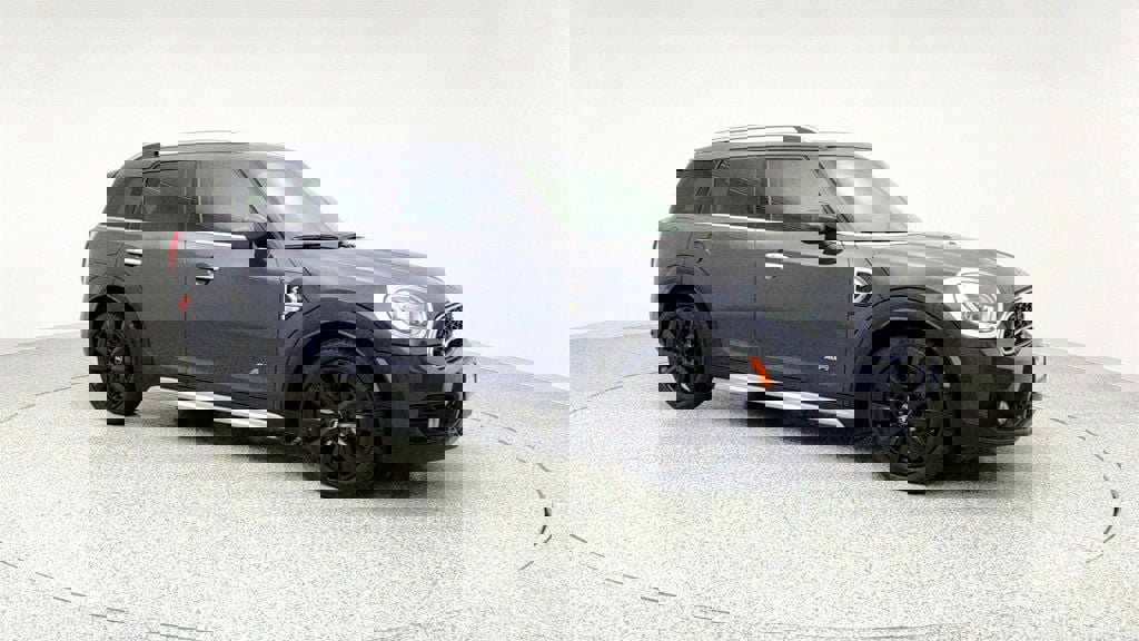 Used 2018 MINI Cooper Countryman S image 3