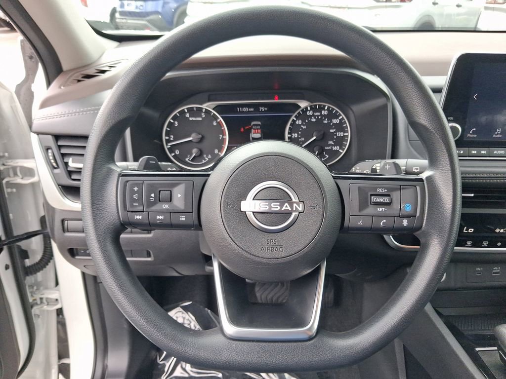 Certified 2023 Nissan Rogue SV image 15