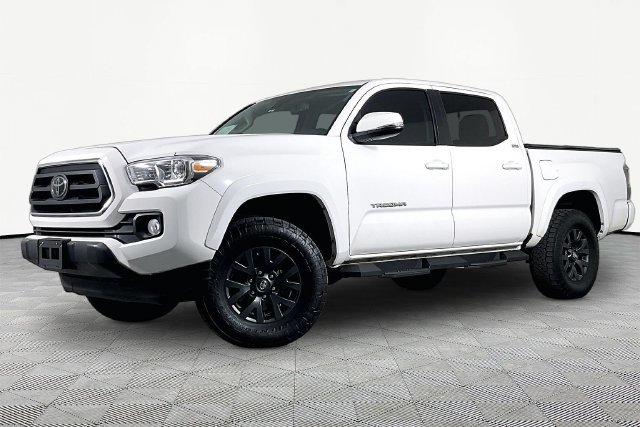 Used 2022 Toyota Tacoma SR5 w/ Technology Package AWD/4WD image 1