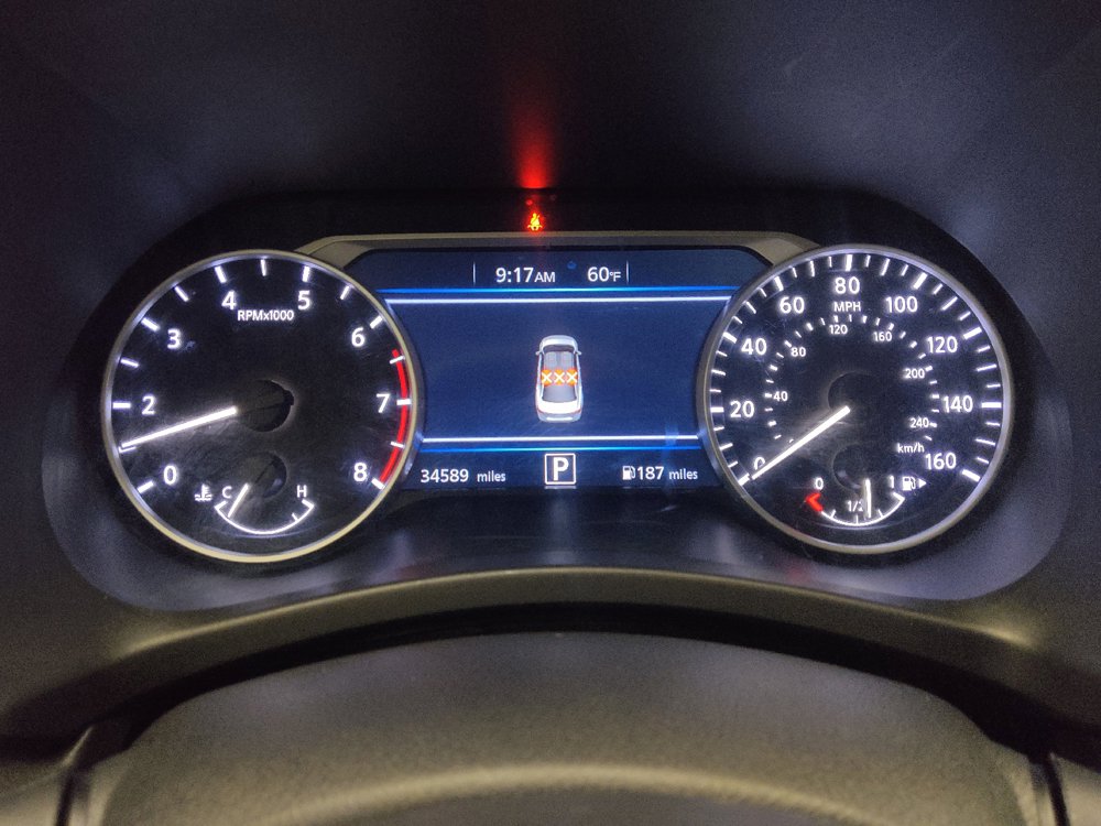 Used 2025 Nissan Sentra SV FWD image 23