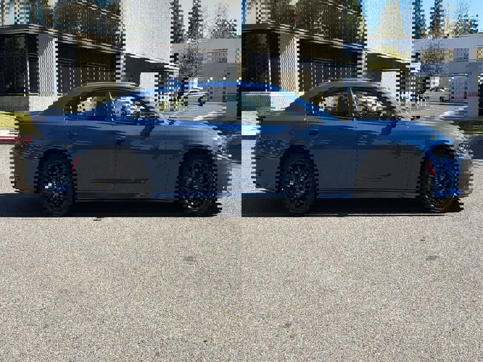 Used 2023 Dodge Charger R/T w/ Plus Group image 7