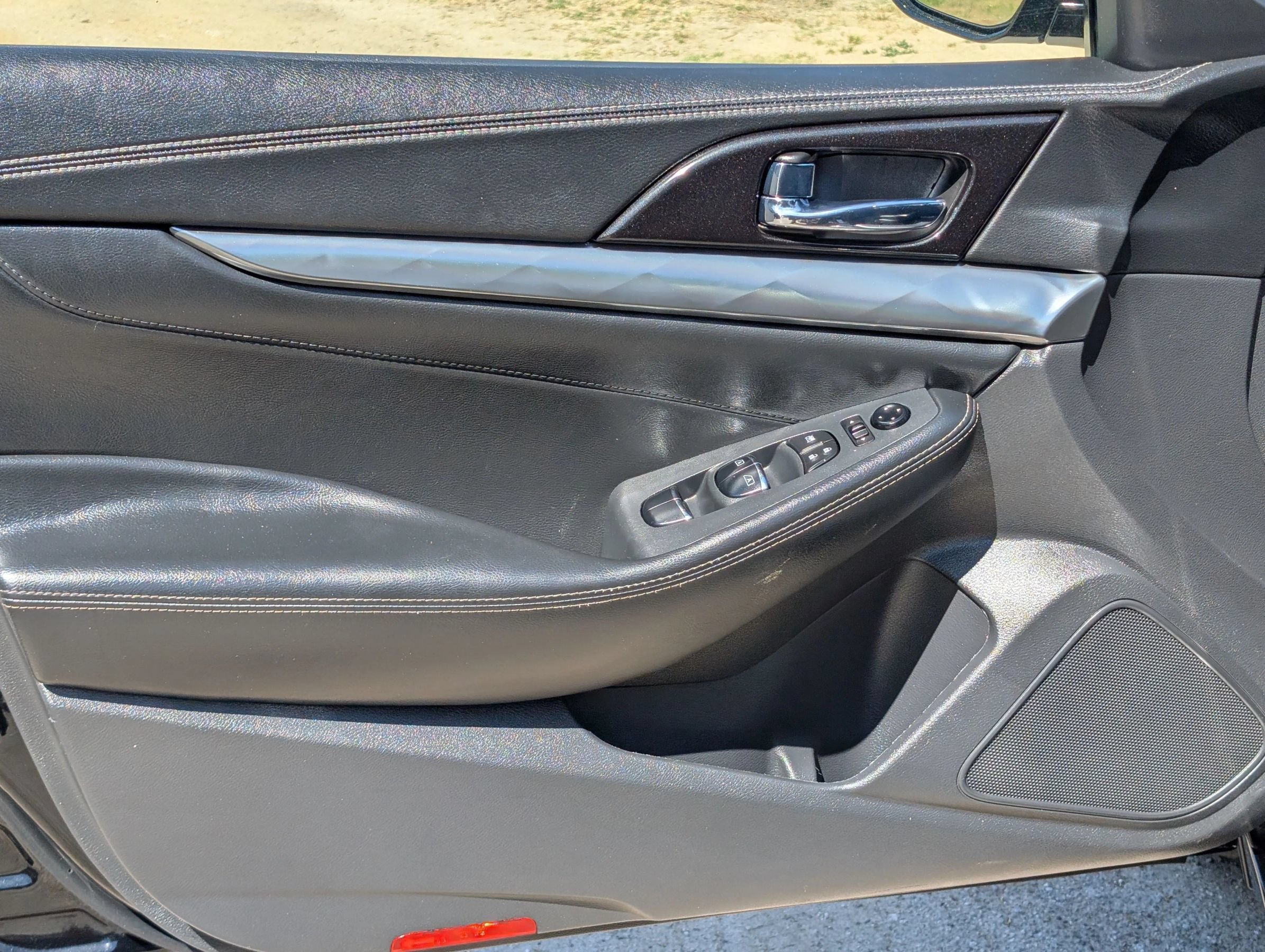Used 2020 Nissan Maxima 3.5 SV w/ Floor Mat Group FWD image 15
