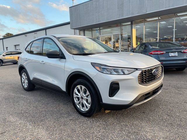 New 2026 Ford Escape Active FWD image 3