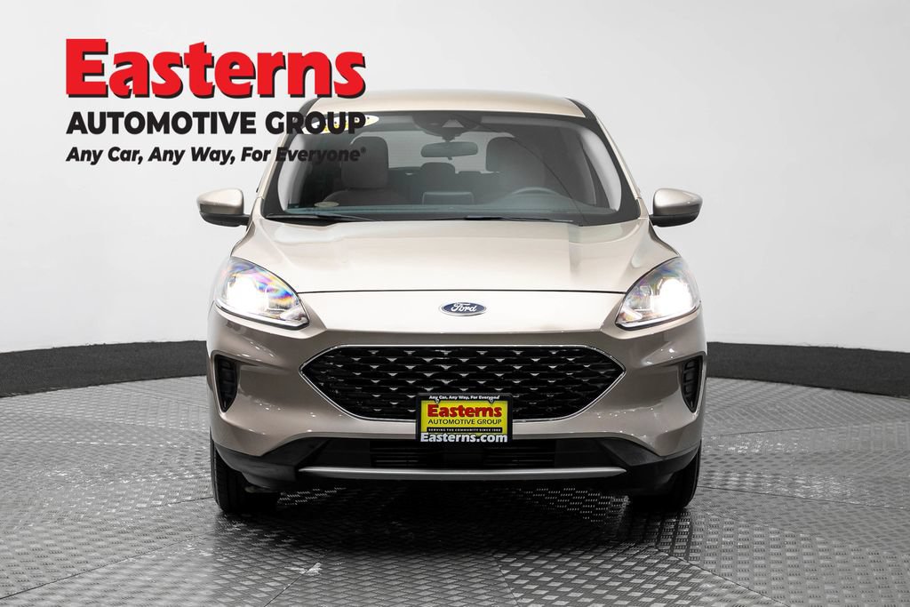 Used 2020 Ford Escape SE AWD/4WD image 2