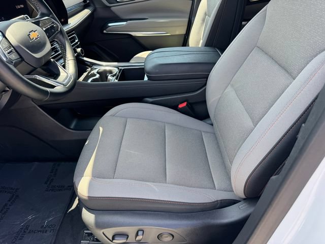 Certified 2025 Chevrolet Traverse LT AWD/4WD image 14