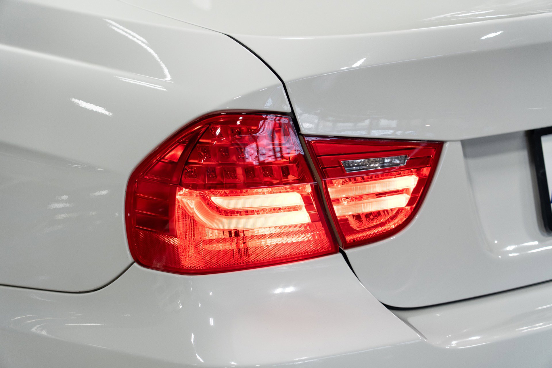 Used 2009 BMW 335i Sedan image 24