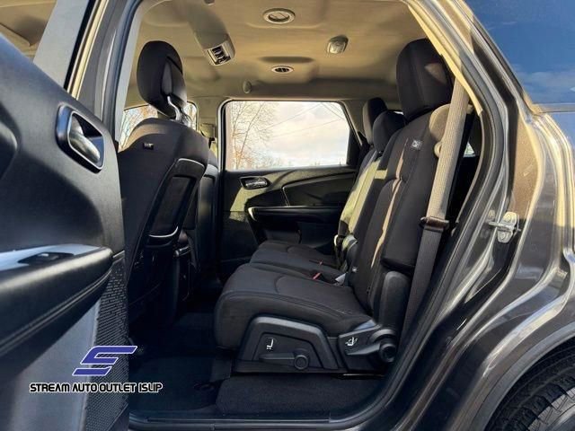 Used 2017 Dodge Journey SXT w/ Security Group image 30